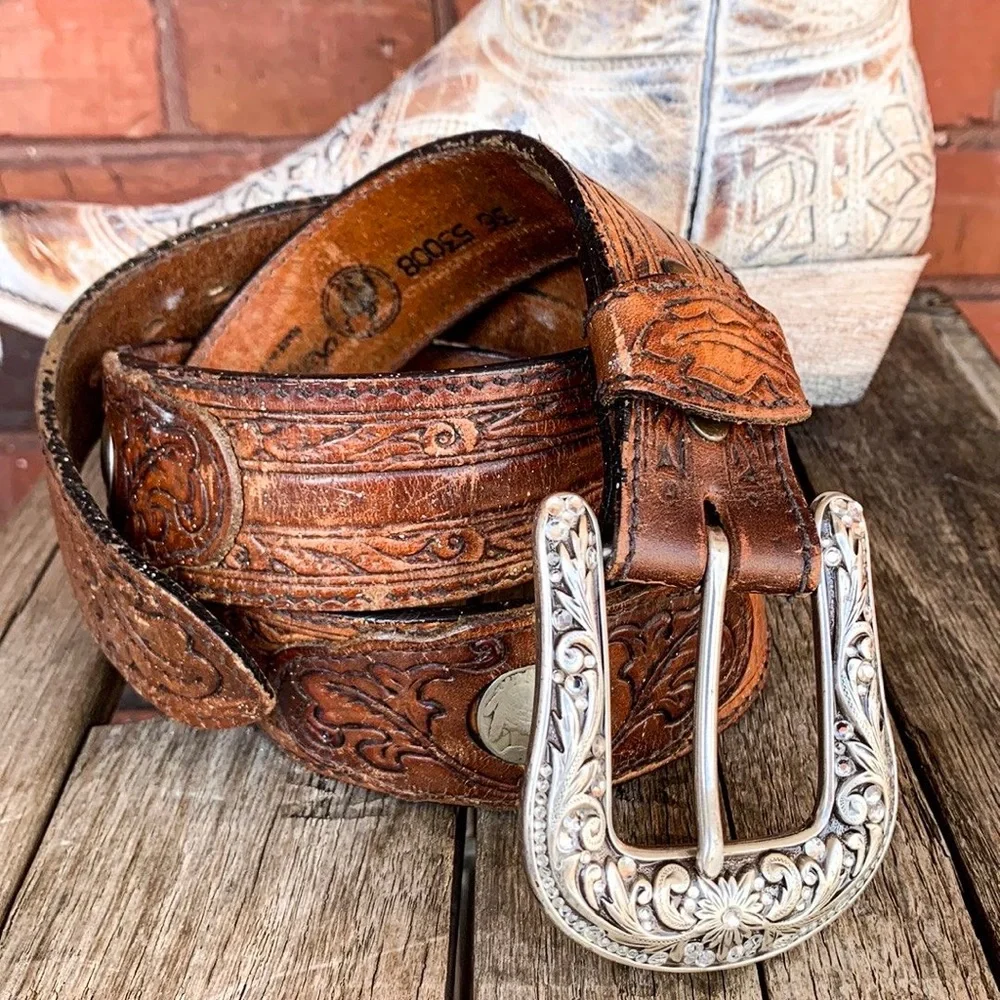 Sold LARRY MAHAN Vintage Tooled Leather Coin Crystal Cowgirl Western Belt Buckle - Picture 2 of 12